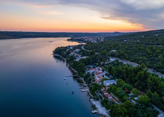 בית נופש Karla *